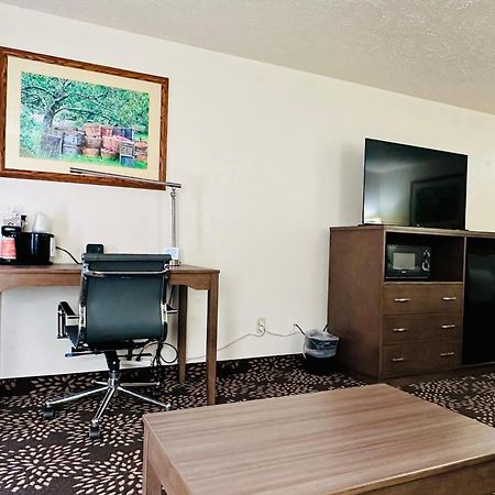 Wenatchee Inn Экстерьер фото