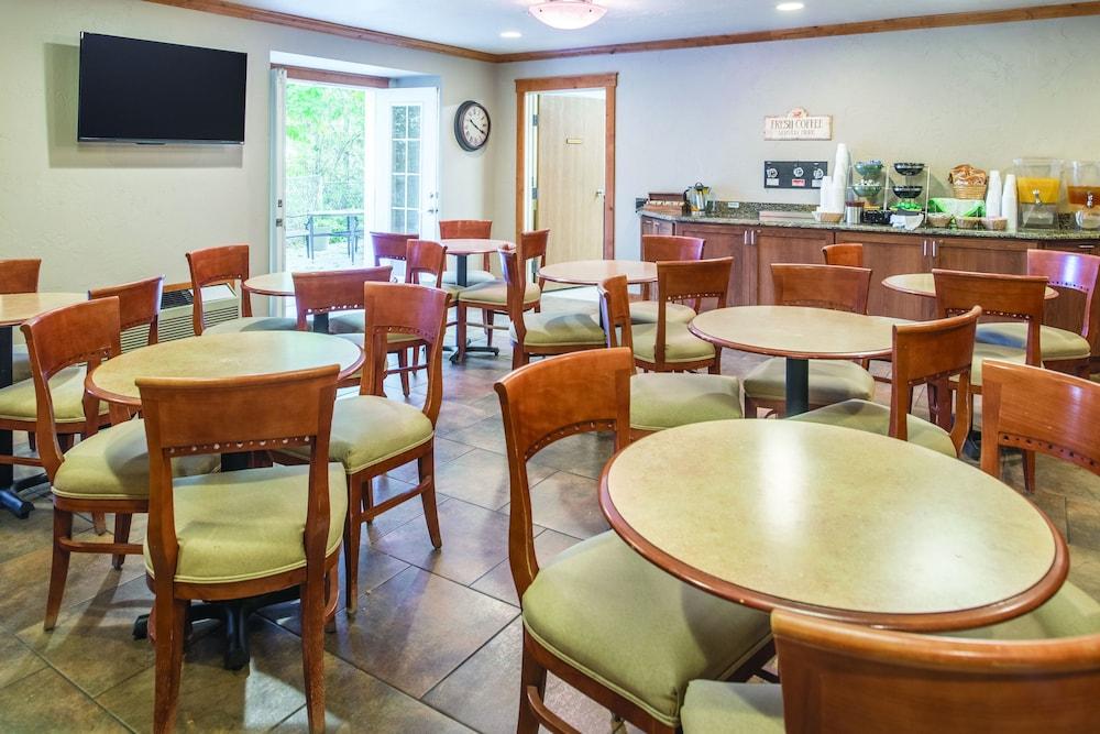 Wenatchee Inn Экстерьер фото