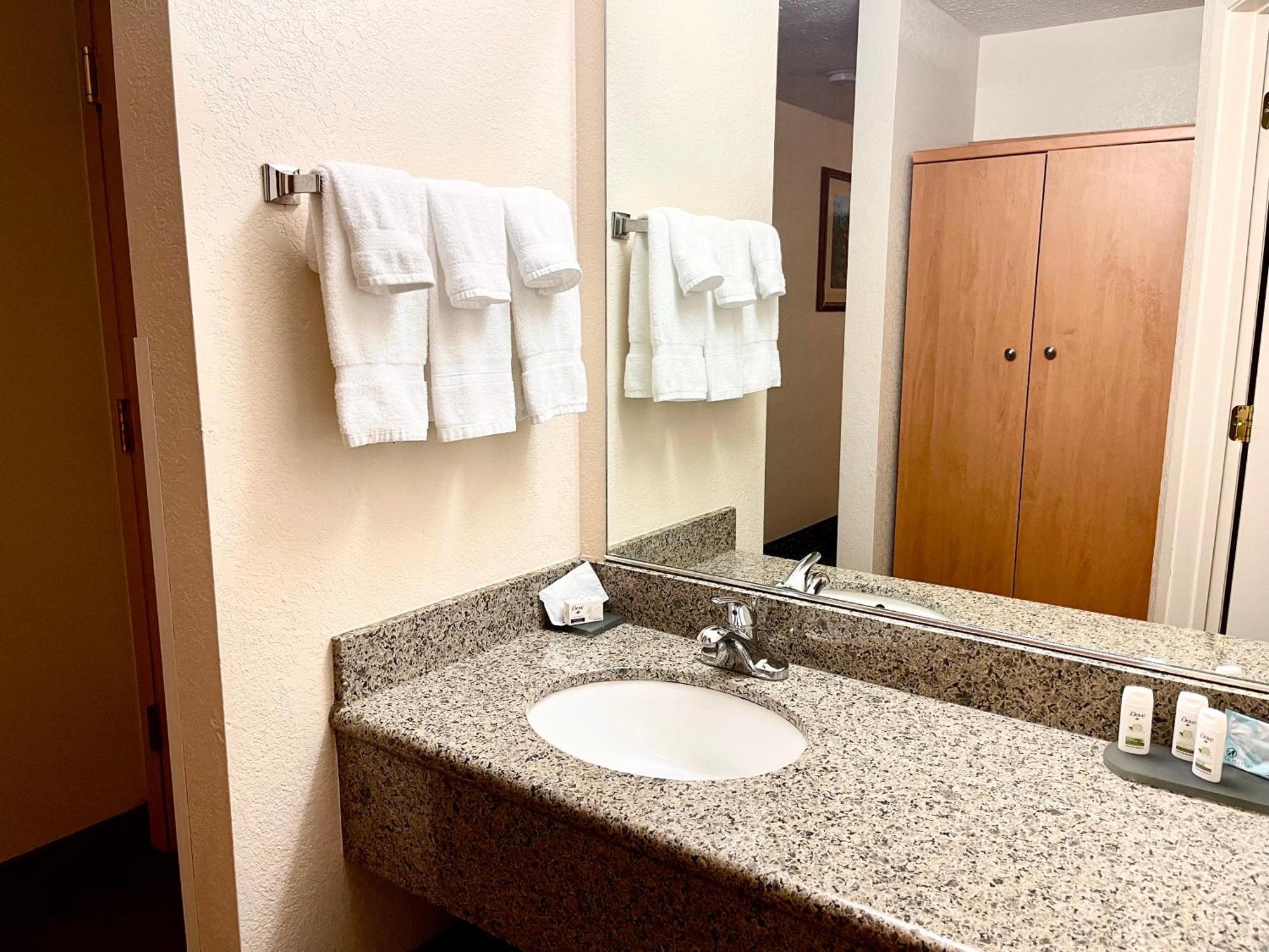 Wenatchee Inn Экстерьер фото