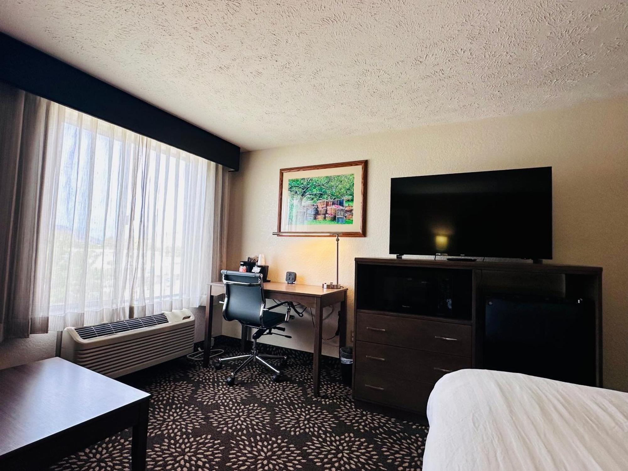Wenatchee Inn Экстерьер фото