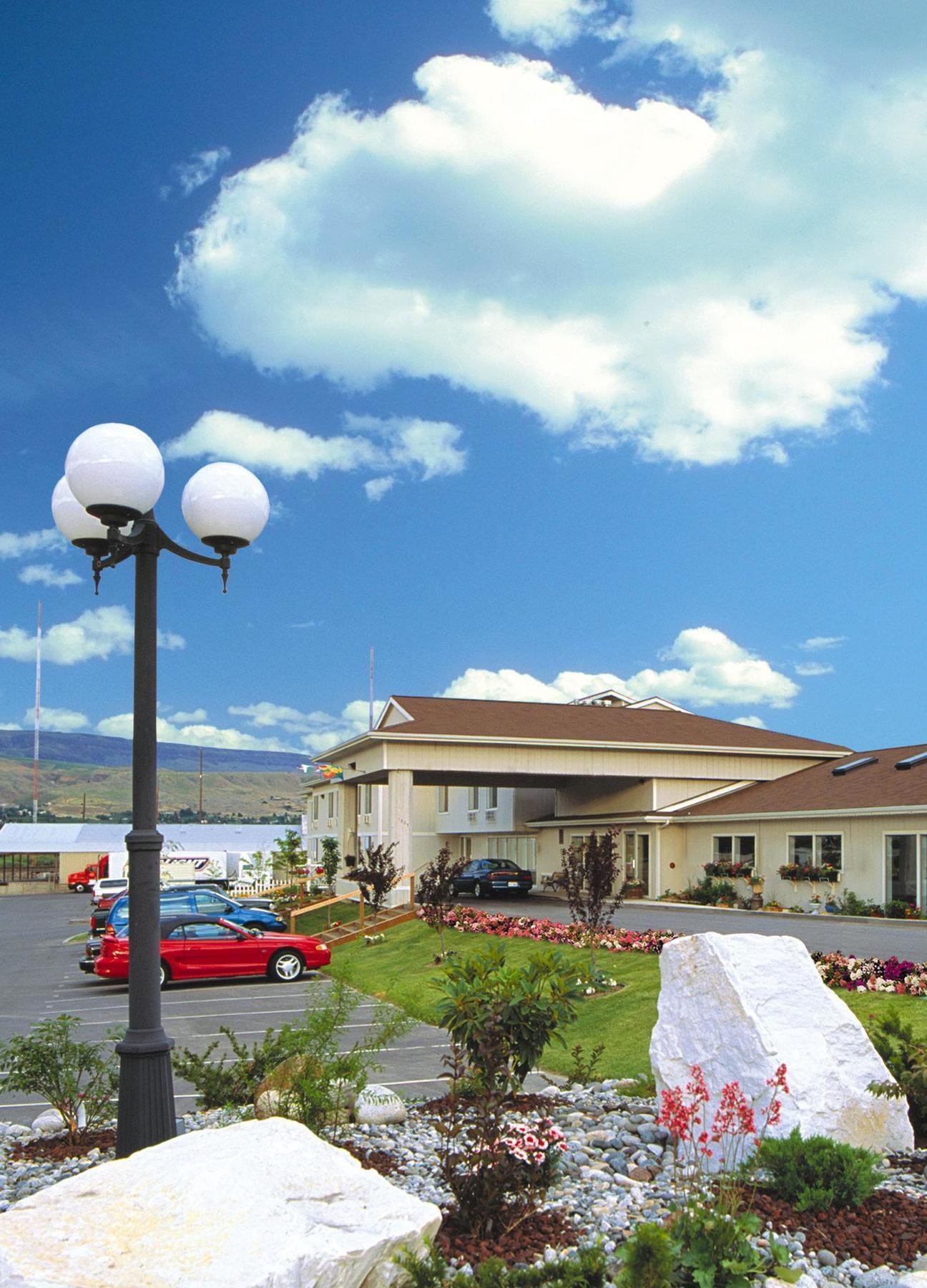 Wenatchee Inn Экстерьер фото